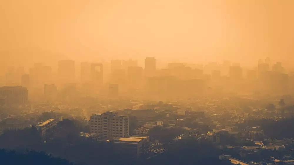 ضباب دخاني ملوث للبيئة والهواء